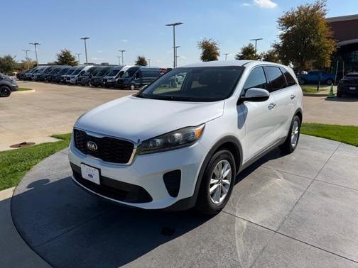 2019 Kia Sorento LX