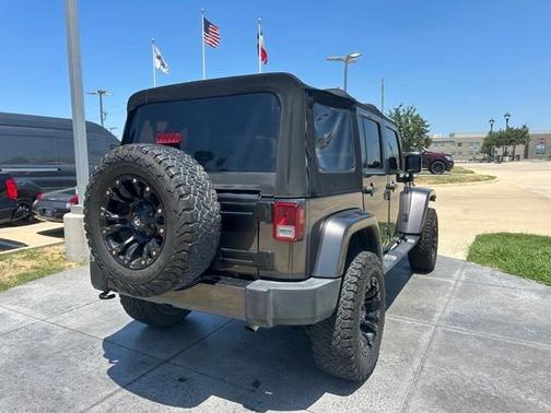2017 Jeep Wrangler Unlimited Sahara
