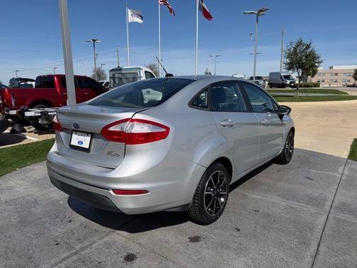 2016 Ford Fiesta SE