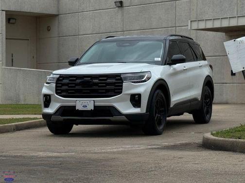 Star White 2026 Ford Explorer Active