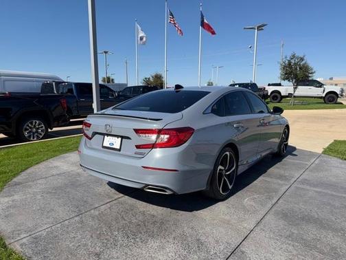 2022 Honda Accord Sport SE