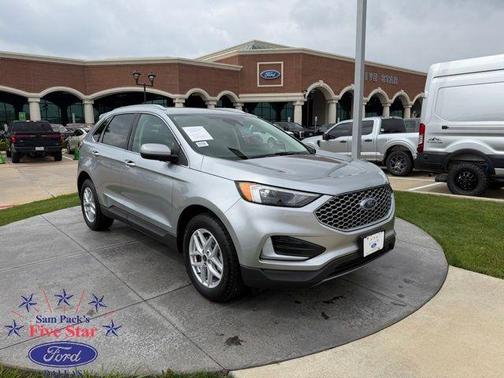 Iconic Silver Metallic 2024 Ford Edge SEL