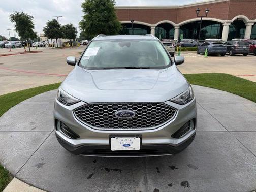 Iconic Silver Metallic 2024 Ford Edge SEL