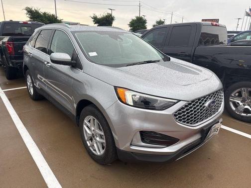 Iconic Silver Metallic 2024 Ford Edge SEL