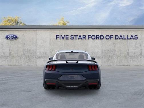 2025 Ford Mustang Dark Horse