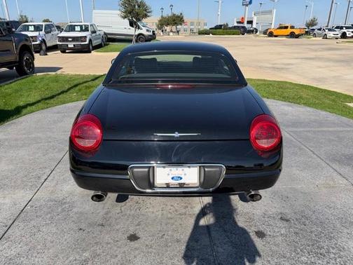 2002 Ford Thunderbird 