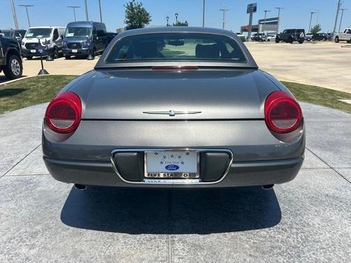 2003 Ford Thunderbird 