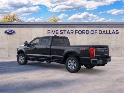 Agate Black Metallic 2026 Ford F-350 XLT