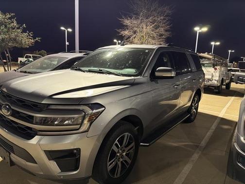 2022 Ford Expedition XLT