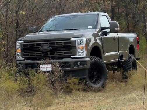 2026 Ford F-350 RETRO