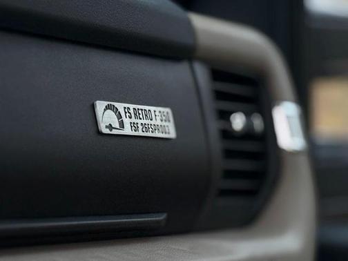 2026 Ford F-350 RETRO