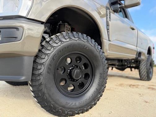 2026 Ford F-350 PERFORMANCE RETRO