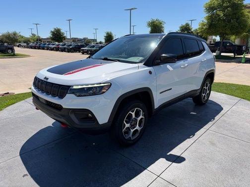 Bright White Clearcoat 2022 Jeep Compass Trailhawk