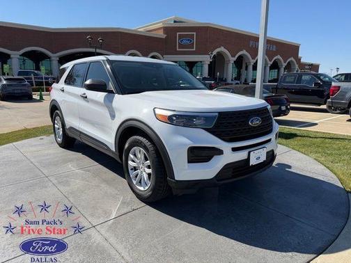2020 Ford Explorer Base