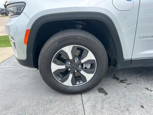 2024 Jeep Grand Cherokee 4xe Base