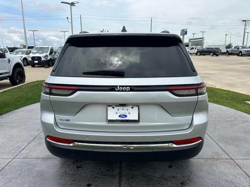 2024 Jeep Grand Cherokee 4xe Base