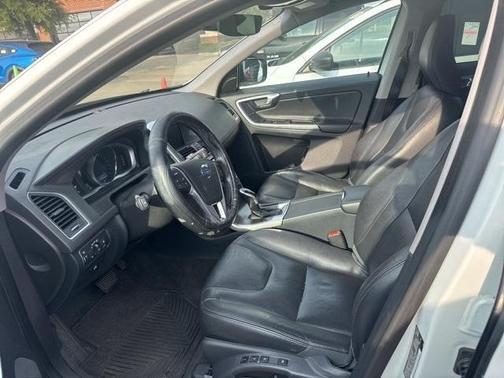 2016 Volvo XC60 T5 Premier