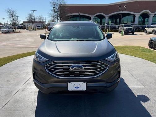 2020 Ford Edge SE