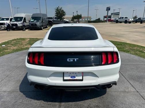 2022 Ford Mustang GT Premium
