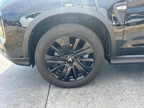 2022 Mitsubishi Outlander Sport LE