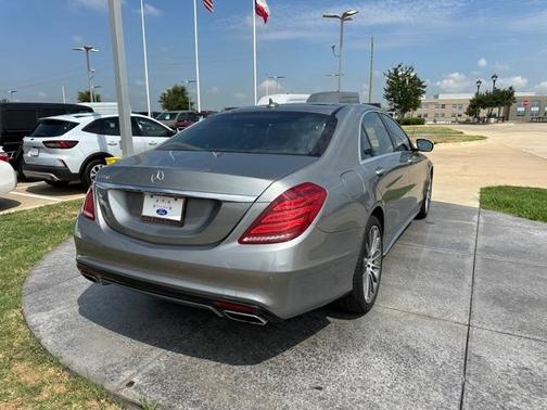 2015 Mercedes-Benz S-Class S 550
