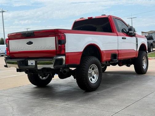 2025 Ford F-350 RETRO