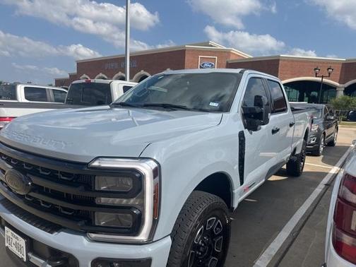 2024 Ford F-250 Platinum