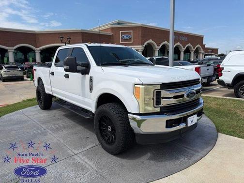 Oxford White 2019 Ford F-250 XL