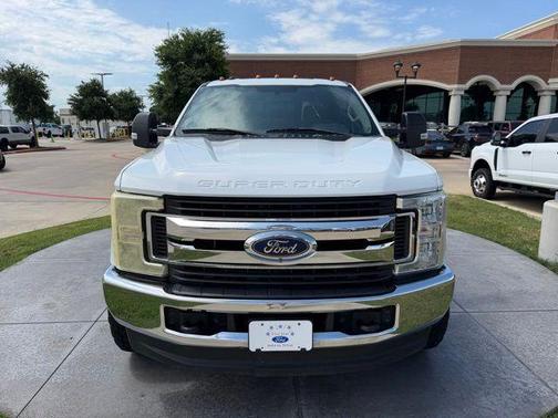 Oxford White 2019 Ford F-250 XL