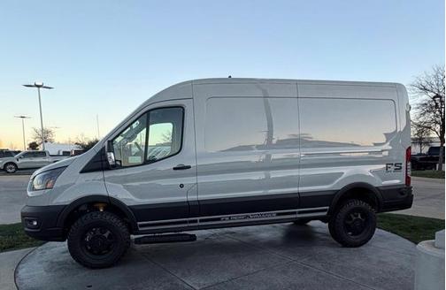 2025 Ford Transit-250 148 WB Medium Roof Cargo