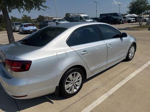 2016 Volkswagen Jetta 1.4T SE w/ Connectivity