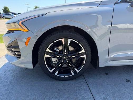 Wolf Gray 2024 Kia K5 GT-Line