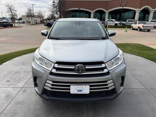 2017 Toyota Highlander LE