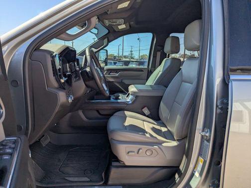 2024 GMC Sierra 2500 SLT