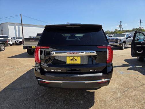 2021 GMC Yukon SLT