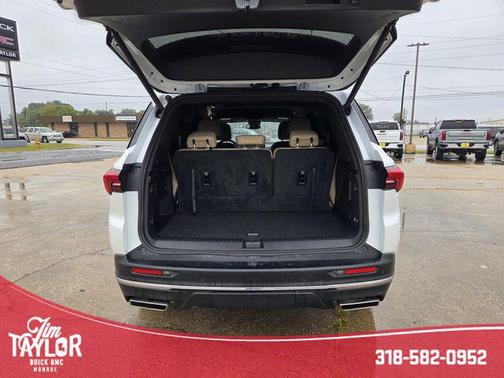 2025 Buick Enclave Preferred FWD