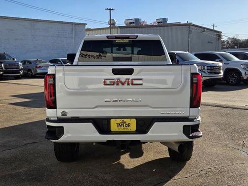 2024 GMC Sierra 2500 Denali