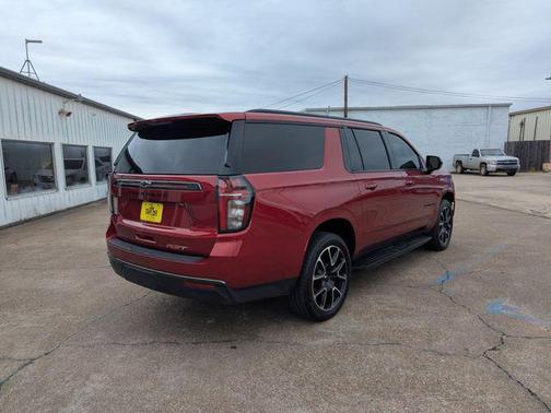 2021 Chevrolet Suburban RST