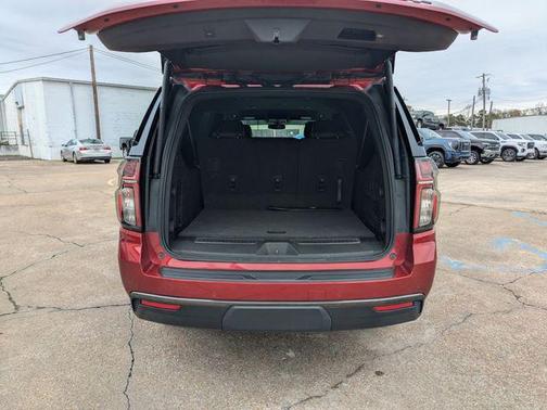 2021 Chevrolet Suburban RST