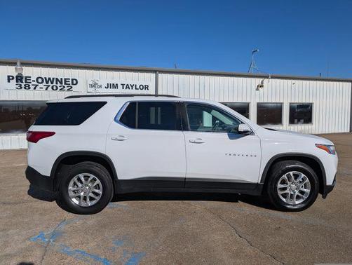 2020 Chevrolet Traverse LT Cloth