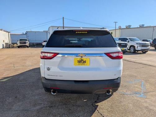 2020 Chevrolet Traverse LT Cloth