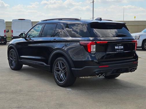 AGATE BLACK METALLIC 2025 Ford Explorer ST