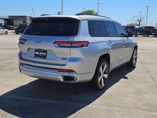 Silver Zynith 2021 Jeep Grand Cherokee OVERLAND