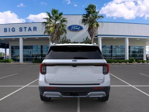 Space White Metallic 2026 Ford Explorer Platinum