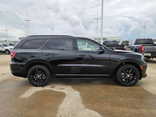 DB Black Clearcoat 2026 Dodge Durango GT Plus