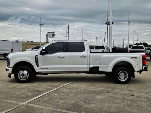 White Metallic 2024 Ford F-350 Limited