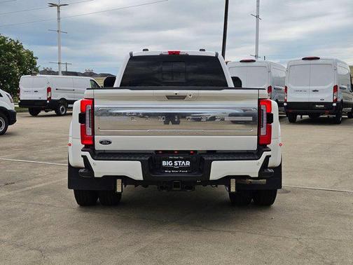 White Metallic 2024 Ford F-350 Limited
