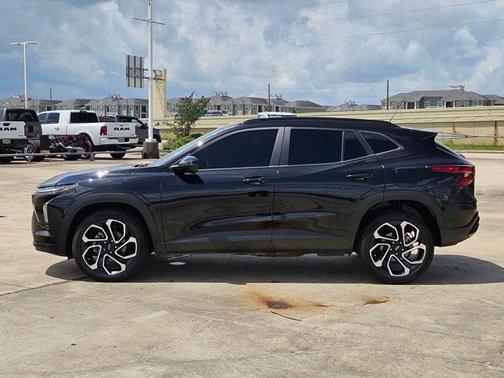 Mosaic Black Metallic 2025 Chevrolet Trax 2RS