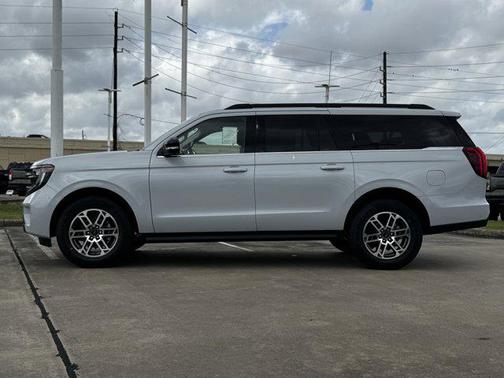 Space Silver Metallic 2026 Ford Expedition Max Active 4x2