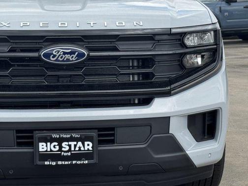 Space Silver Metallic 2026 Ford Expedition Max Active 4x2